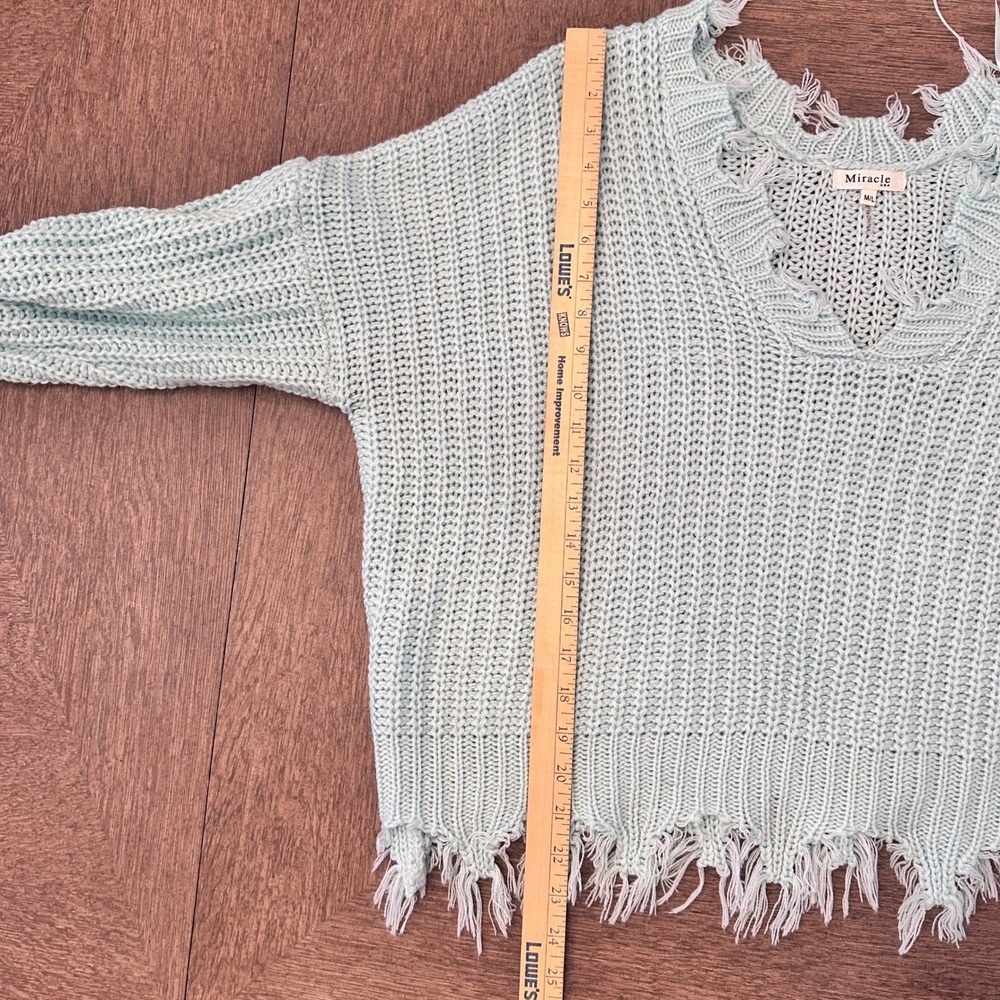 Miracle USA Light Blue Distressed V-Neck Sweater‎ M/L Pullover - Picture 13 of 16